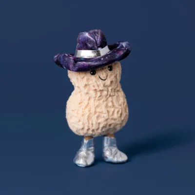 Amuseables Peanut Dressed as a cowboy