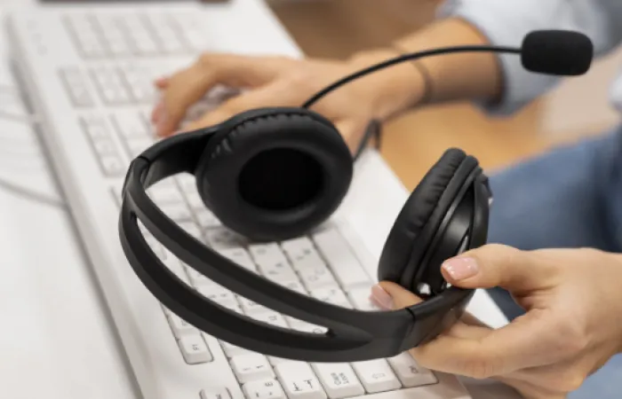 keyboard and headphones